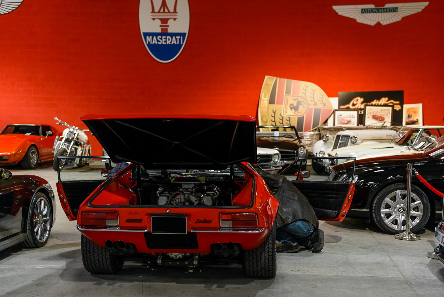 Showroom Chantilly Car Prestige Marius Hanin